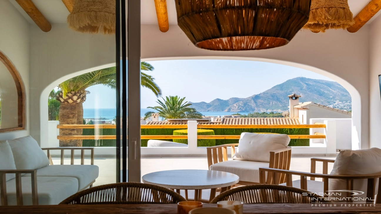 Villa with Spacious Plot and Sea Views Within Walking Distance of Old Town Altea