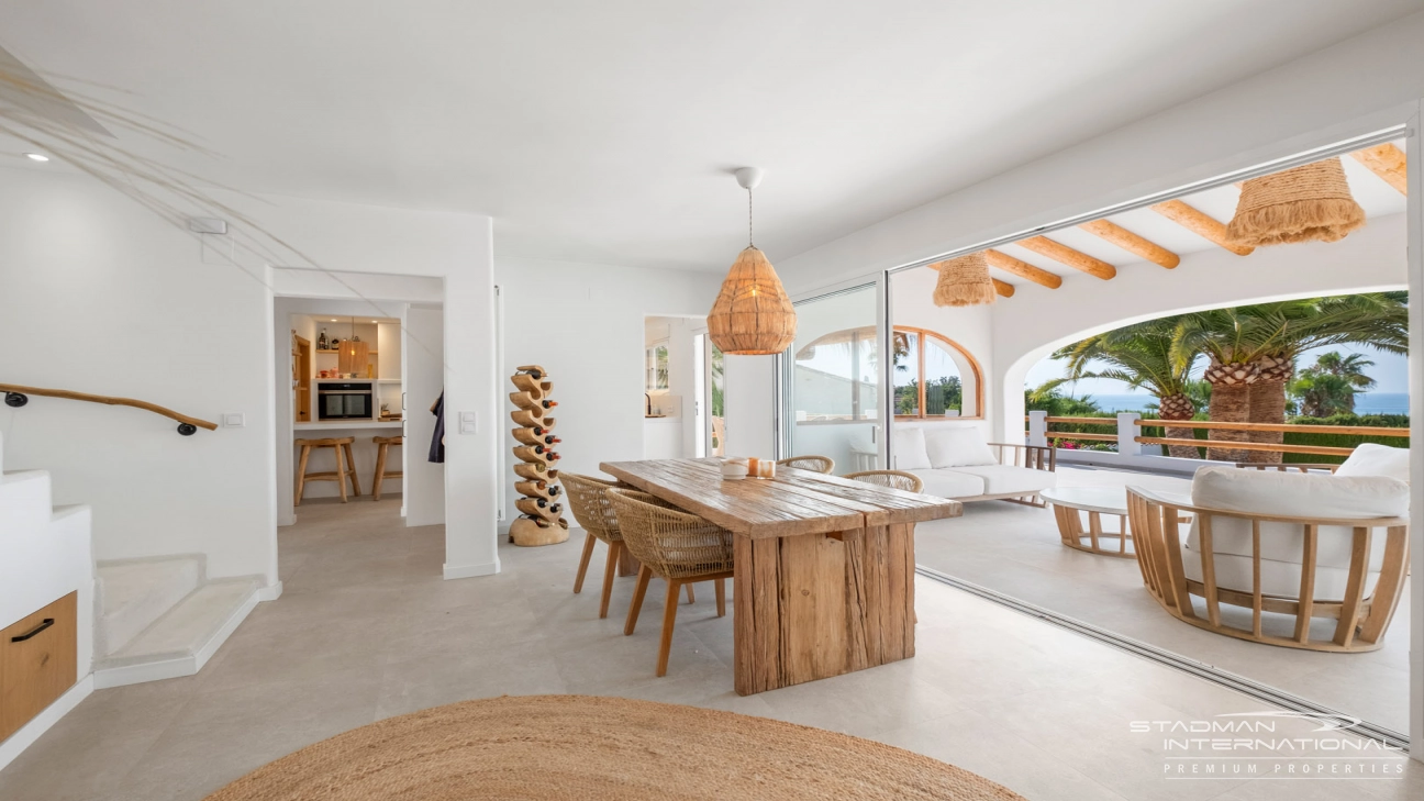 Villa with Spacious Plot and Sea Views Within Walking Distance of Old Town Altea