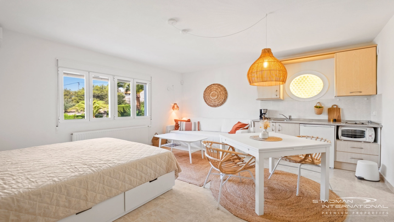 Villa with Spacious Plot and Sea Views Within Walking Distance of Old Town Altea