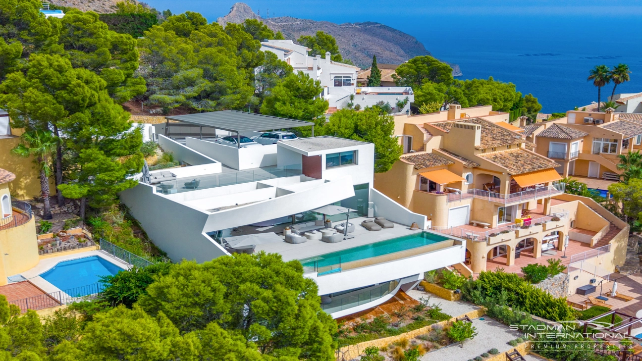 Moderne Designvilla mit Fantastischem Meerblick in Altea Hills