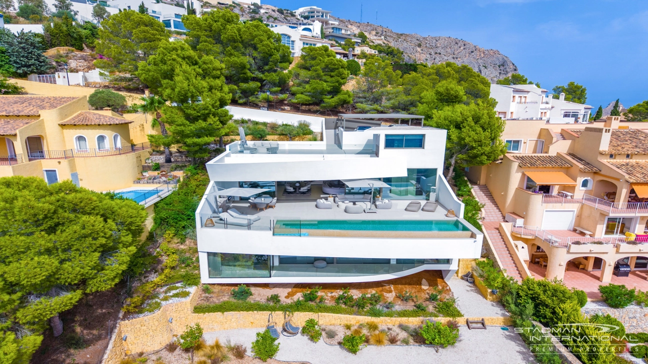 Moderne Designvilla mit Fantastischem Meerblick in Altea Hills