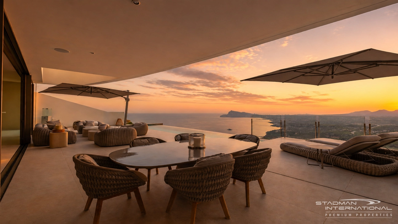 Moderne Designvilla mit Fantastischem Meerblick in Altea Hills