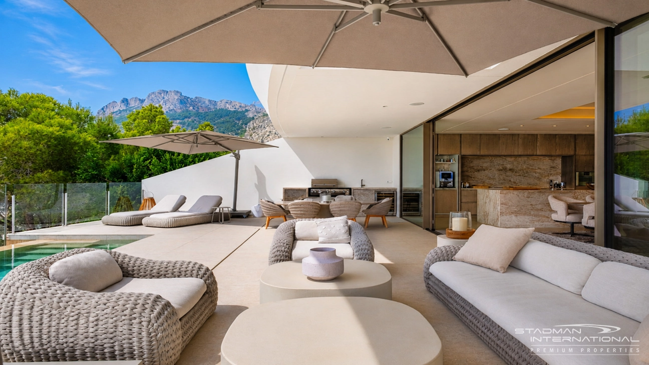 Moderne Designvilla mit Fantastischem Meerblick in Altea Hills