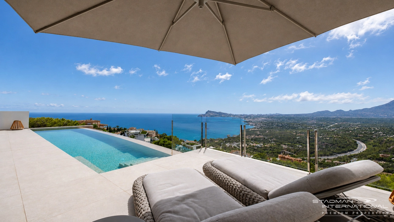 Moderne Designvilla mit Fantastischem Meerblick in Altea Hills