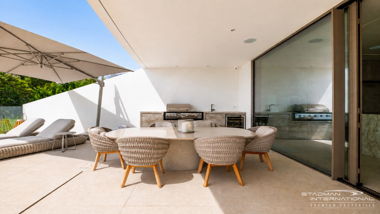 Moderne Designvilla mit Fantastischem Meerblick in Altea Hills