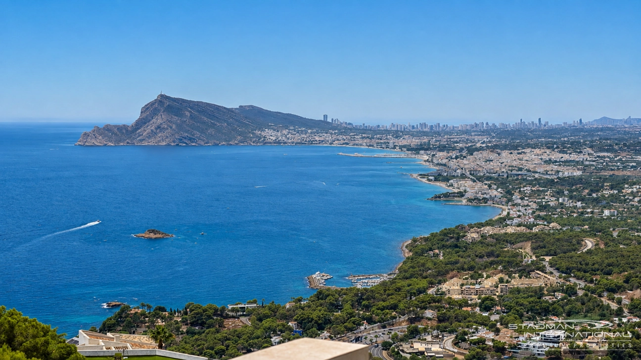 Moderne Designvilla mit Fantastischem Meerblick in Altea Hills