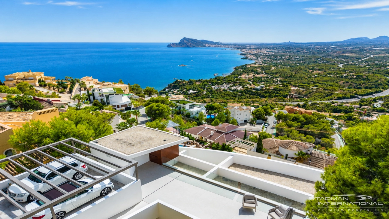 Moderne Designvilla mit Fantastischem Meerblick in Altea Hills