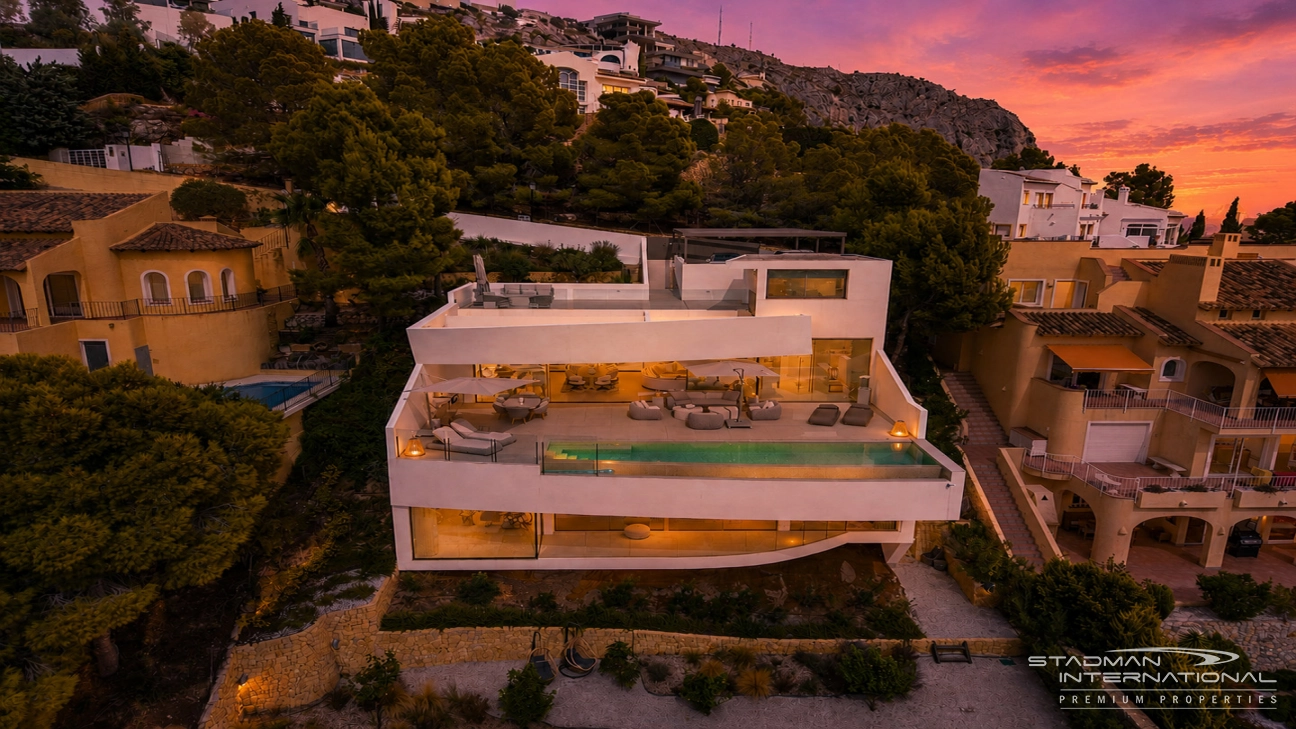 Moderne Designvilla mit Fantastischem Meerblick in Altea Hills
