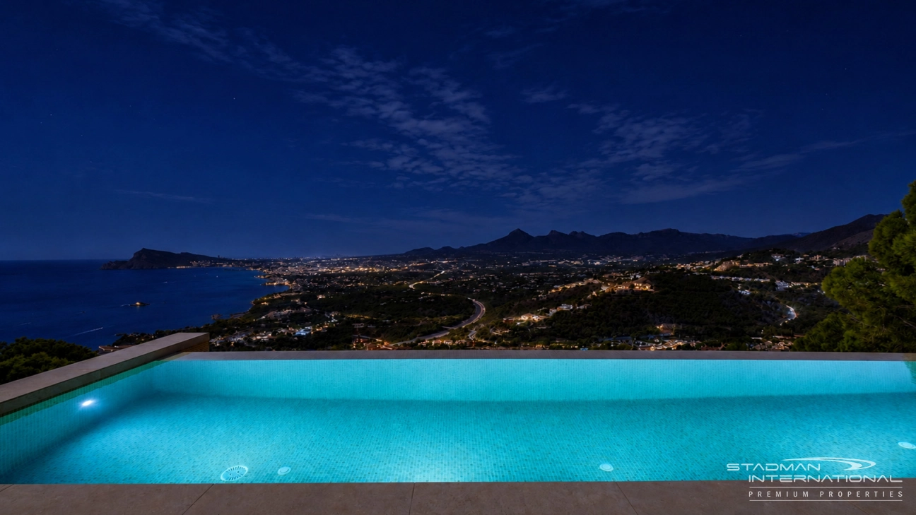 Moderne Designvilla mit Fantastischem Meerblick in Altea Hills