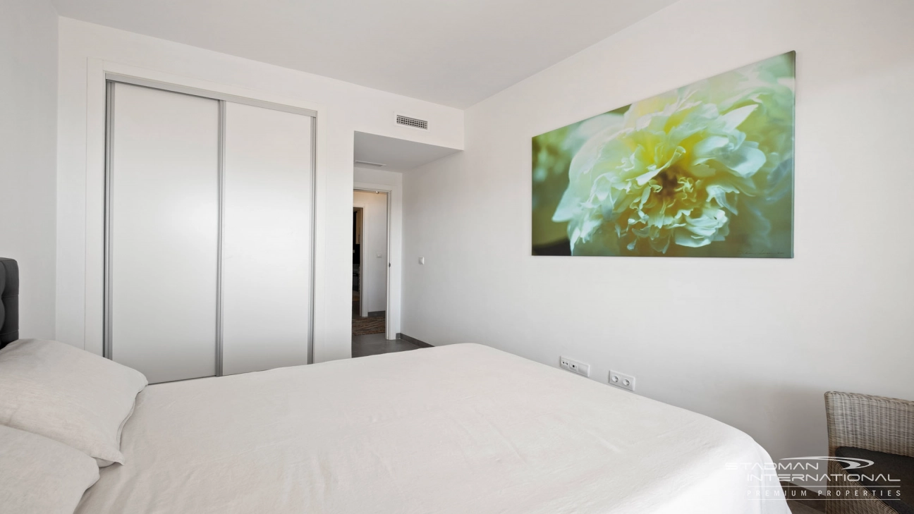 Beautiful Apartment with Spacious Terrace and Sea Views in Altea Hills