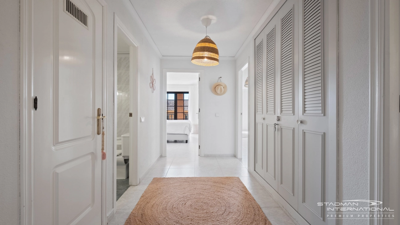 Spacieux Appartement Duplex à Proximité de la Plage et du Port 