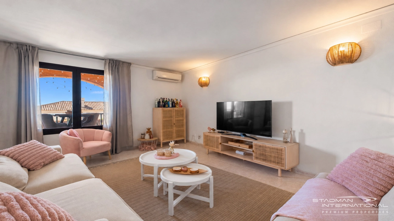 Spacieux Appartement Duplex à Proximité de la Plage et du Port 