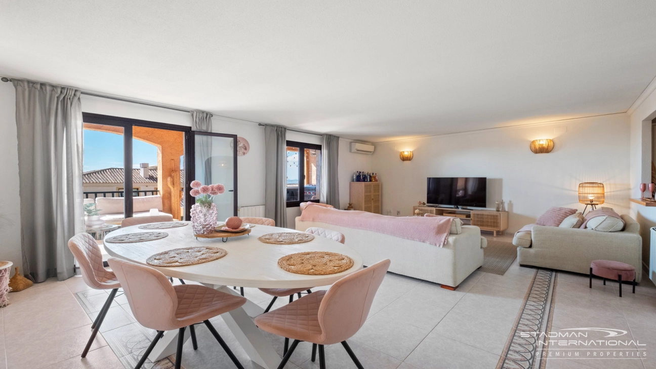 Spacieux Appartement Duplex à Proximité de la Plage et du Port 