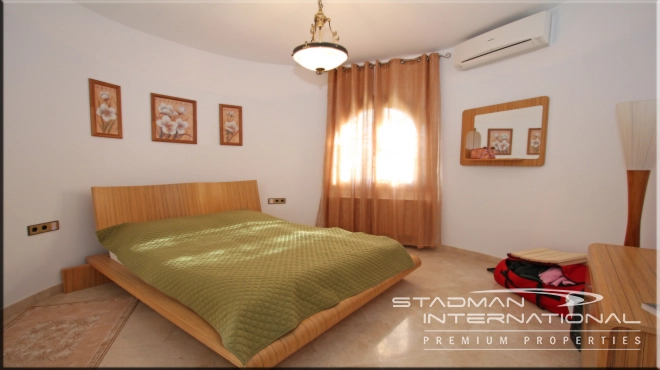 Stunning Moorish Style Villa with a Modern Interior and a Large Private Plot