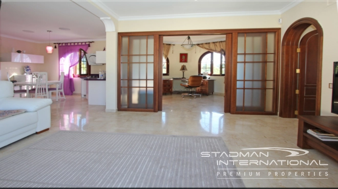 Stunning Moorish Style Villa with a Modern Interior and a Large Private Plot