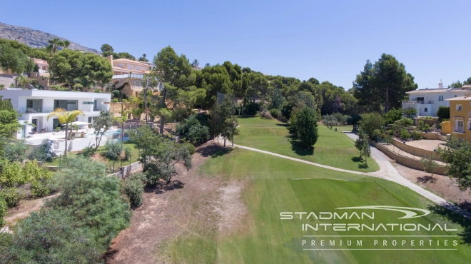 Beautiful Modern Villa Directly Overlooking Don Cayo Golf Course in Altea La Vella