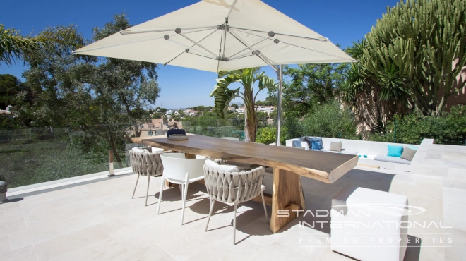 Beautiful Modern Villa Directly Overlooking Don Cayo Golf Course in Altea La Vella