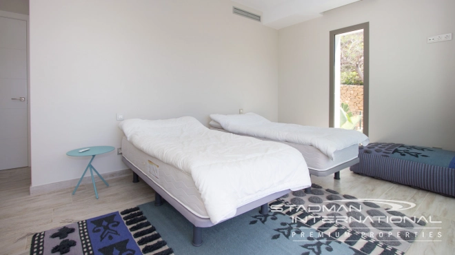 Beautiful Modern Villa Directly Overlooking Don Cayo Golf Course in Altea La Vella