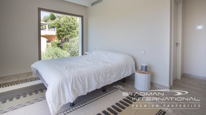 Beautiful Modern Villa Directly Overlooking Don Cayo Golf Course in Altea La Vella