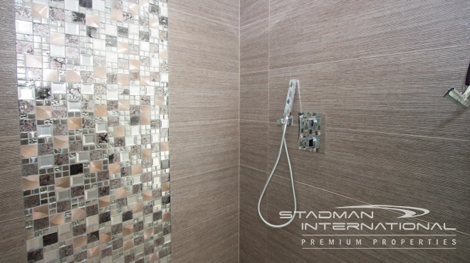 Beautiful Modern Villa Directly Overlooking Don Cayo Golf Course in Altea La Vella