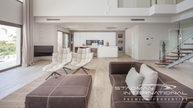 Beautiful Modern Villa Directly Overlooking Don Cayo Golf Course in Altea La Vella
