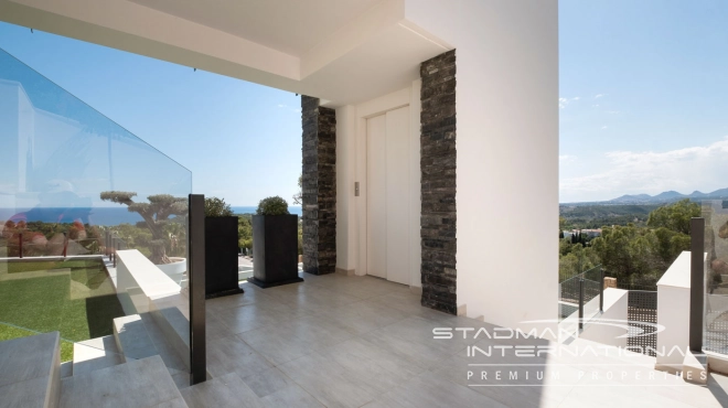 Modern Masterpiece on Don Cayo Golf with Spectacular Panoramic Views