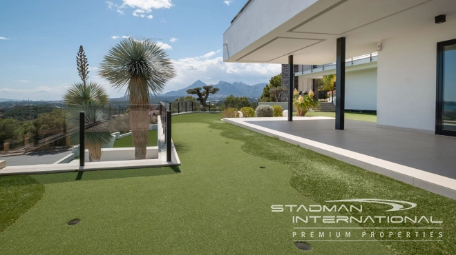 Modern Masterpiece on Don Cayo Golf with Spectacular Panoramic Views