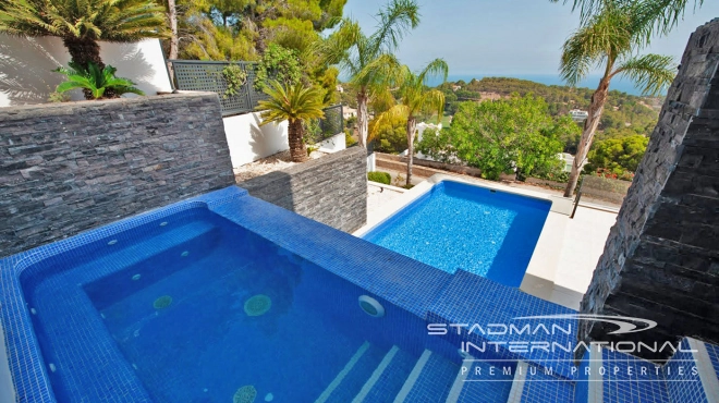 Modern Masterpiece on Don Cayo Golf with Spectacular Panoramic Views