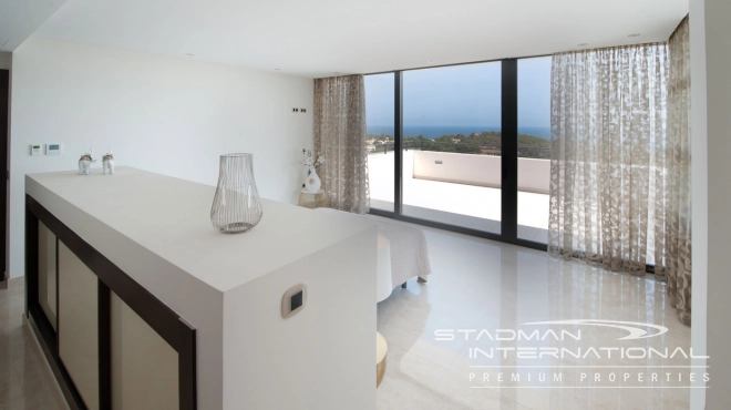 Modern Masterpiece on Don Cayo Golf with Spectacular Panoramic Views