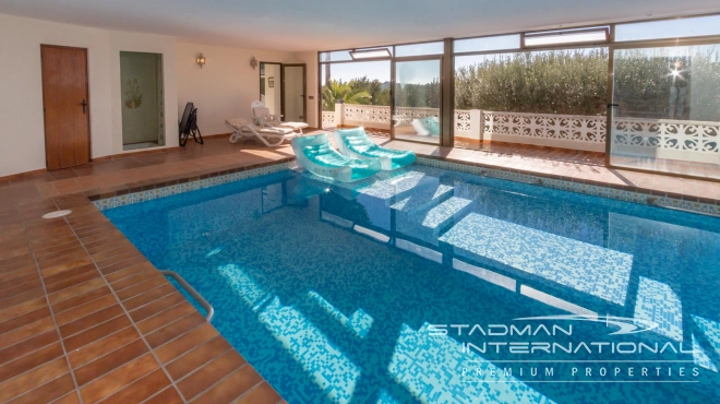 South Facing Villa with Indoor Pool in Altea La Vella
