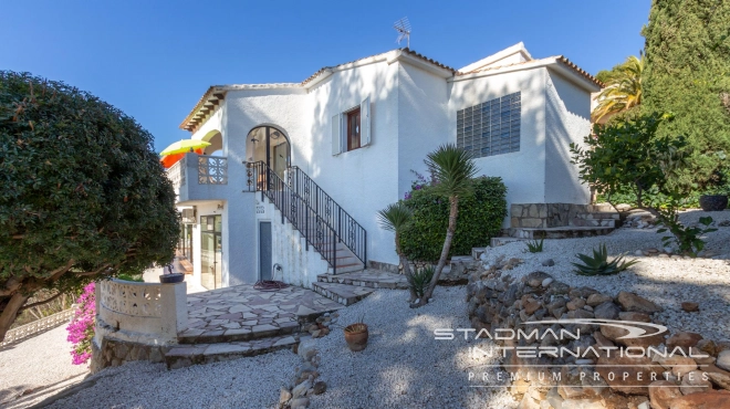 South Facing Villa with Indoor Pool in Altea La Vella
