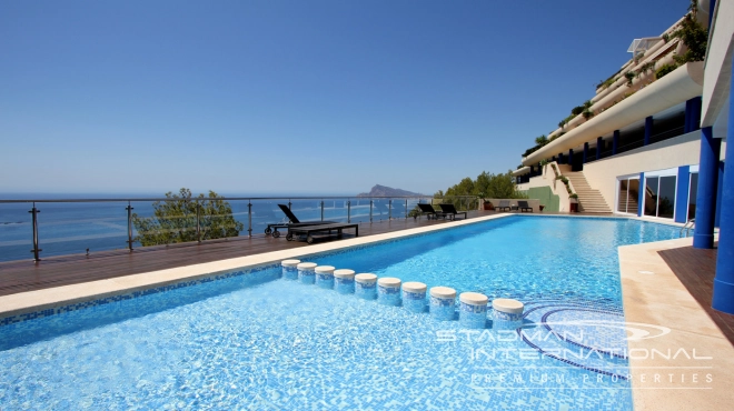 Romslig Luksusleilighet Med Fantastisk Havutsikt i Altea Hills 