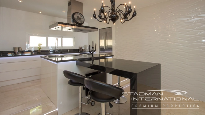 Romslig Luksusleilighet Med Fantastisk Havutsikt i Altea Hills 