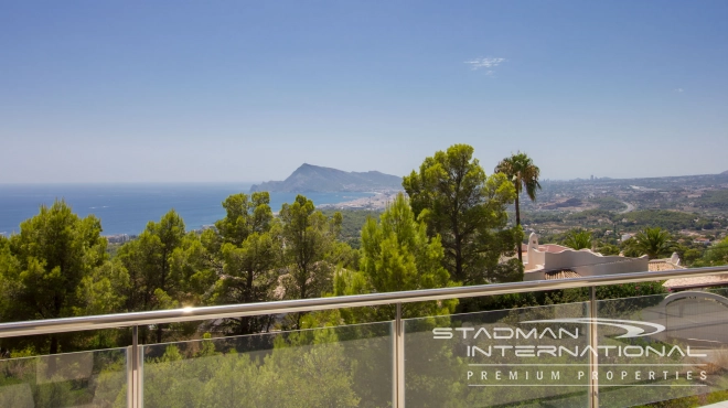 Large Mansion with Stunning Sea Views in Sierra de Altea