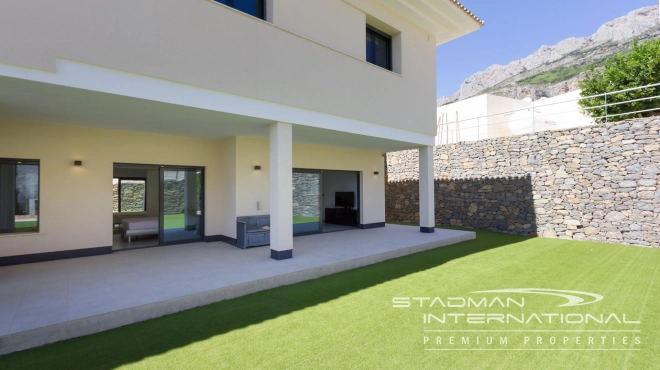 Large Mansion with Stunning Sea Views in Sierra de Altea