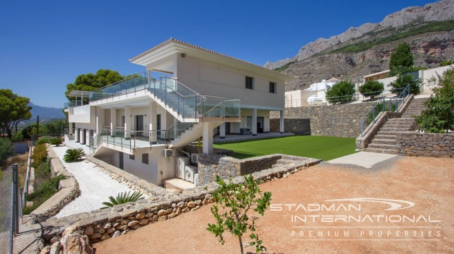 Large Mansion with Stunning Sea Views in Sierra de Altea
