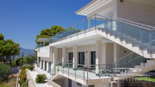 Large Mansion with Stunning Sea Views in Sierra de Altea