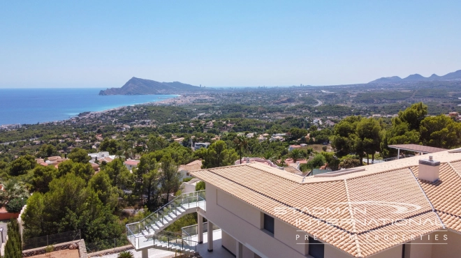 Large Mansion with Stunning Sea Views in Sierra de Altea