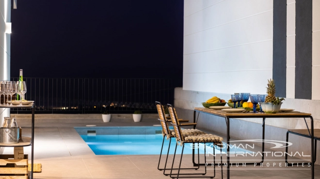 New Build Villa on One Level with Beautiful Sea View