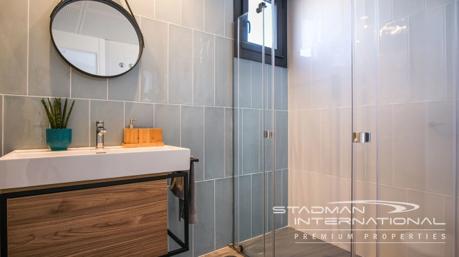 New Build Villa on One Level with Beautiful Sea View