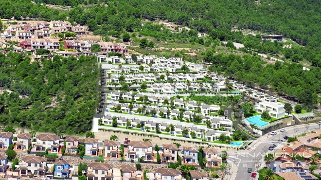 New Build Villa on One Level with Beautiful Sea View