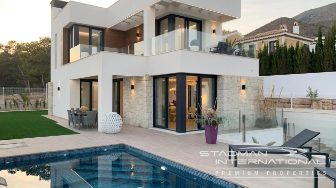 Modern New Build Villa with Sea Views in Sierra Cortina