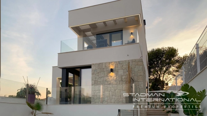 Modern New Build Villa with Sea Views in Sierra Cortina