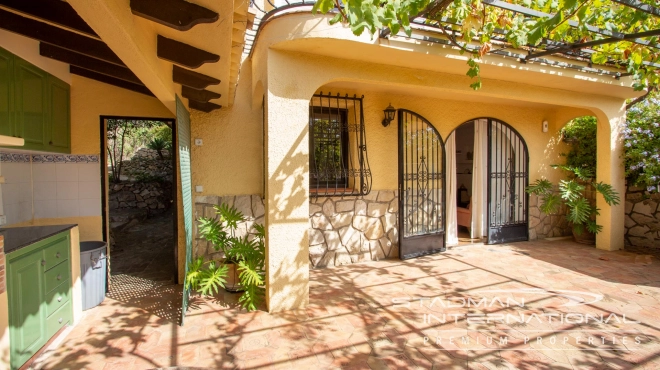 Spacious Villa with lots of Privacy in the Sierra de Altea Golf