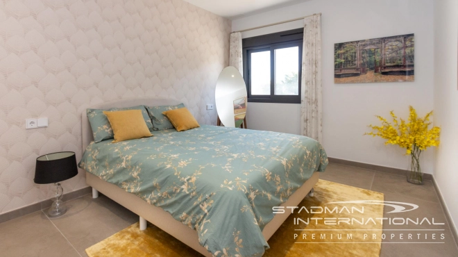 Spacious and Modern Sea View Villa in Polop 