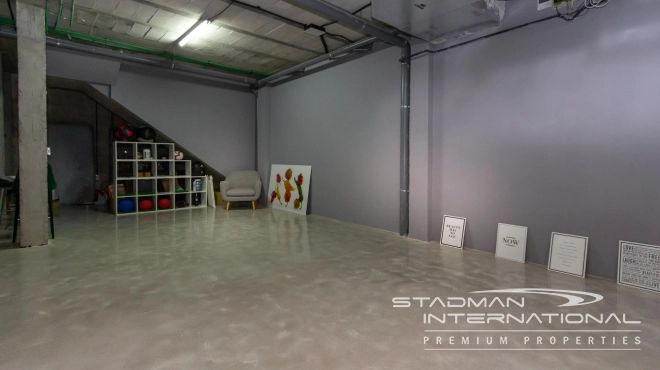 Spacious and Modern Sea View Villa in Polop 