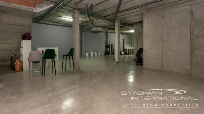 Spacious and Modern Sea View Villa in Polop 