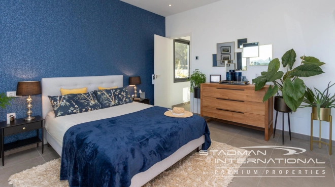 Spacious and Modern Sea View Villa in Polop 