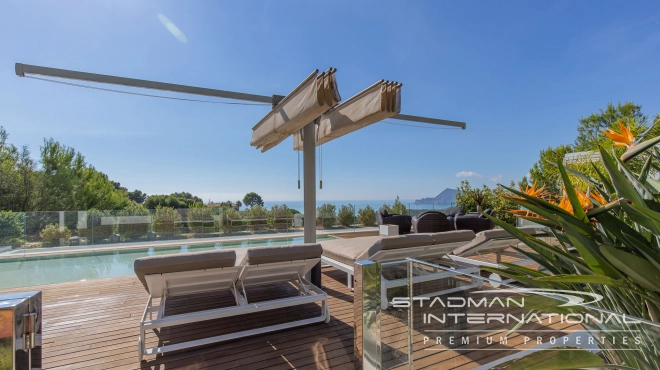 Modern Villa on One Level with Sea Views in Altea La Vella