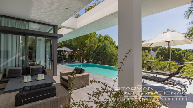 Modern Villa on One Level with Sea Views in Altea La Vella